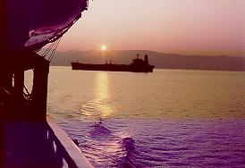 Sonnenaufgang auf der F&auml;hre