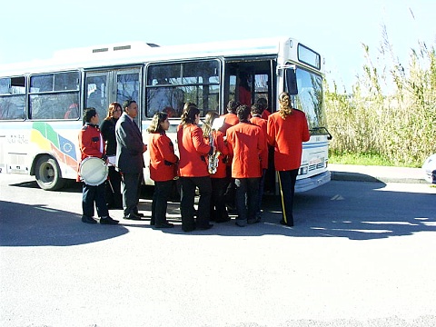 {short description of image}