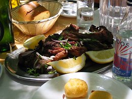 Gelage in Epta Piges